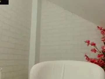 redrose520 – webcam model profile photo Image 6