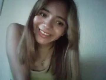 LadyLena1 – webcam model profile photo Image 10