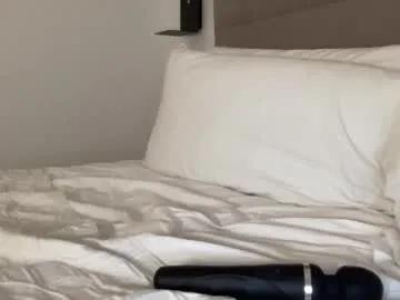 EdlinHargus – webcam model profile photo Image 2