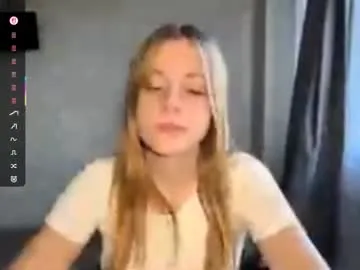 Love_Queen11 – webcam model profile photo Image 7