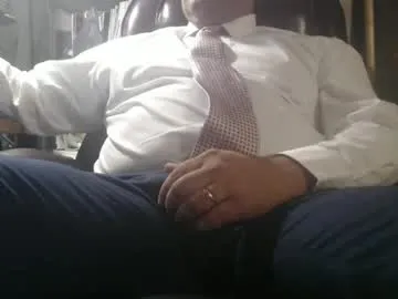 nerdynina – webcam model profile photo Image 9