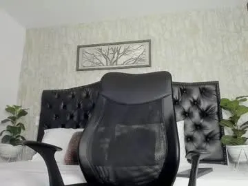 lia_xiomy_ – webcam model profile photo Image 4