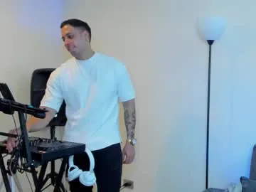 RosieCheeks_ – webcam model profile photo Image 2