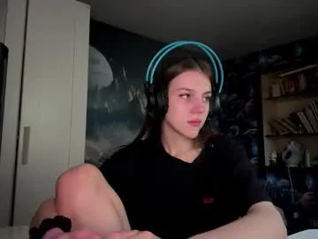 RomanticCouple432 – webcam model profile photo Image 2