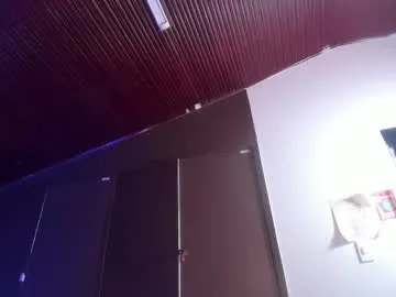 Lusty_Rose01 – webcam model profile photo Image 8