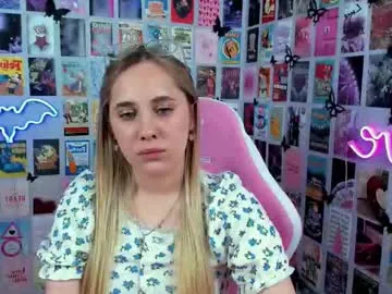 Foxy_Bite – webcam model profile photo Image 11