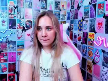 Foxy_Bite – webcam model profile photo Image 16