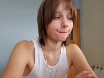 roouse – webcam model profile photo Image 2