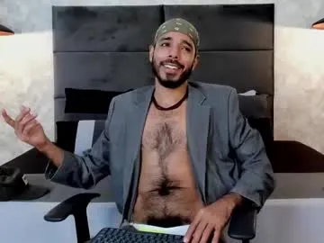 LukeLouHarvey – webcam model profile photo Image 5