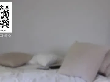 emillycutemurr_ – webcam model profile photo Image 5