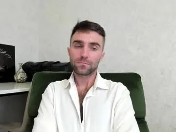 GG-BONG1 – webcam model profile photo Image 13