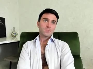 GG-BONG1 – webcam model profile photo Image 3