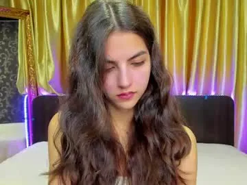 milana_crystal_ Image 3
