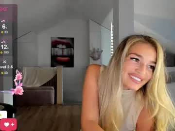 milfblondy Image 7