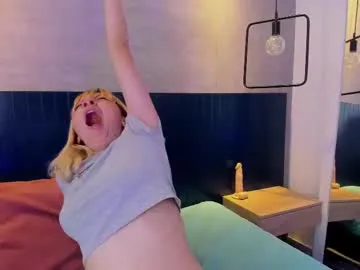 hotmilfbitch – webcam model profile photo Image 7
