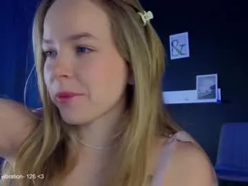 milly_shy Image 4