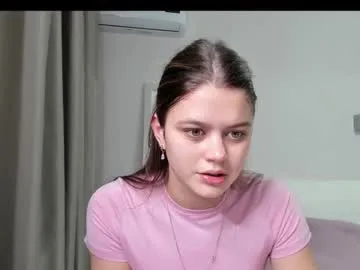 Shanudri77 – webcam model profile photo Image 3