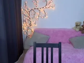 neha_rohan12 – webcam model profile photo Image 6