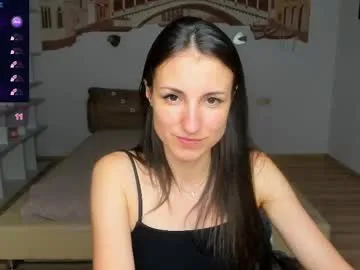 emma_morgann – webcam model profile photo Image 3