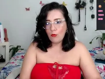 hotmilfbitch – webcam model profile photo Image 16