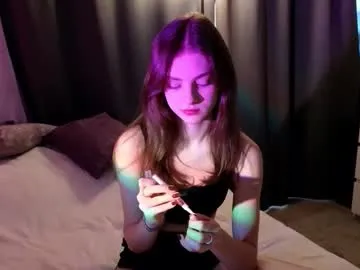 yesonee – webcam model profile photo Image 4