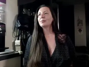 BrownieyQueen – webcam model profile photo Image 12