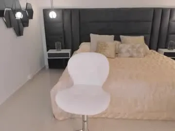 naomisainz Image 8