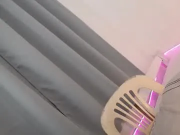 funny_to_see_you_here – webcam model profile photo Image 3