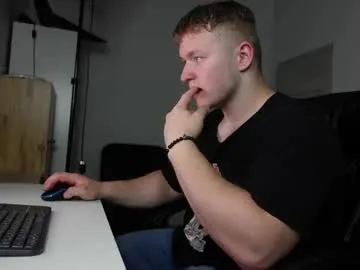 Cum_girlss – webcam model profile photo Image 2