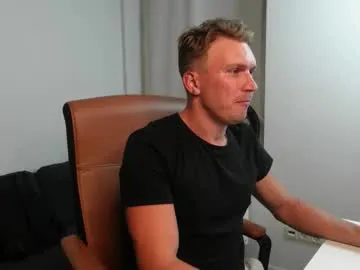 Cum_girlss – webcam model profile photo Image 8