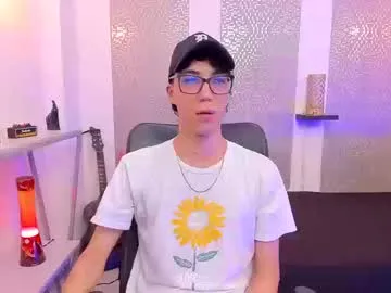 Mia_spicyy – webcam model profile photo Image 18