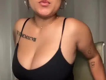 SophiiaStarr – webcam model profile photo Image 2