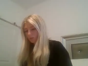 charlotte_stevenss_ – webcam model profile photo Image 19