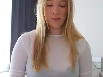 thanusi_2 – webcam model profile photo Image 15