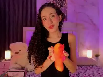 Sugarlina – webcam model profile photo Image 10