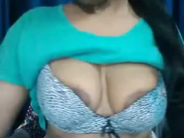 Darkchocosl8 – webcam model profile photo Image 5
