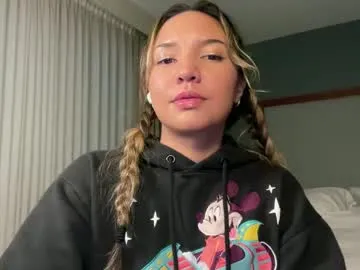 lilmisscutie – webcam model profile photo Image 8