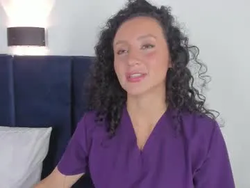 MaviePearl – webcam model profile photo Image 10