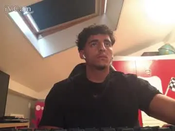 p6w_official – webcam model profile photo Image 14