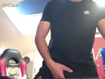 p6w_official – webcam model profile photo Image 4