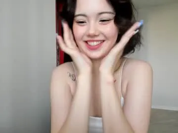 FairyHairyNina – webcam model profile photo Image 9