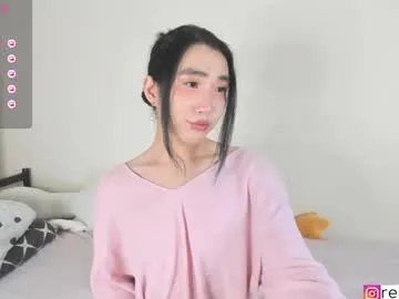 MiaWhitePink_ – webcam model profile photo Image 17