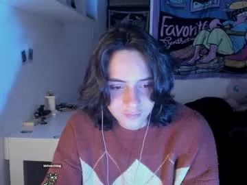 Nicoleevien – webcam model profile photo Image 16