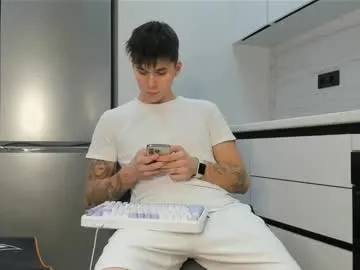 sairyeks – webcam model profile photo