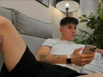 lalilamassu1 – webcam model profile photo Image 9