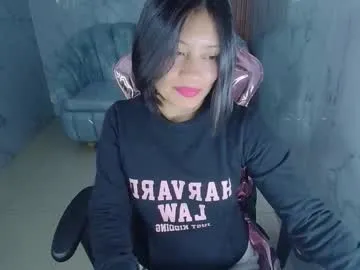 IAMNOTI – webcam model profile photo Image 2