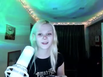 honeysgotbuns – webcam model profile photo Image 18