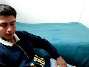 FroggyAnna – webcam model profile photo Image 4