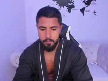 santiago_huntt Image 19