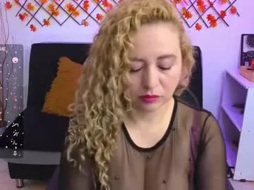 RosieCheeks_ – webcam model profile photo Image 2